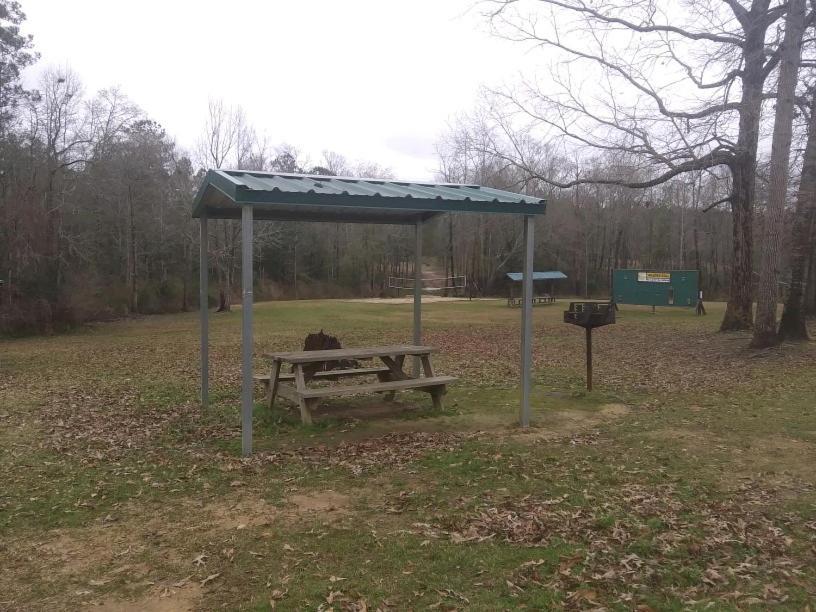 Whispering Creek Lodging & Rv Resort Newton Eksteriør bilde