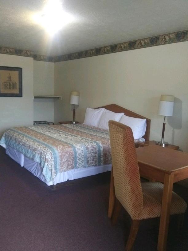Whispering Creek Lodging & Rv Resort Newton Eksteriør bilde