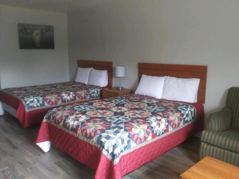 Whispering Creek Lodging & Rv Resort Newton Eksteriør bilde