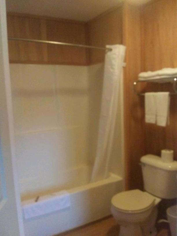 Whispering Creek Lodging & Rv Resort Newton Eksteriør bilde
